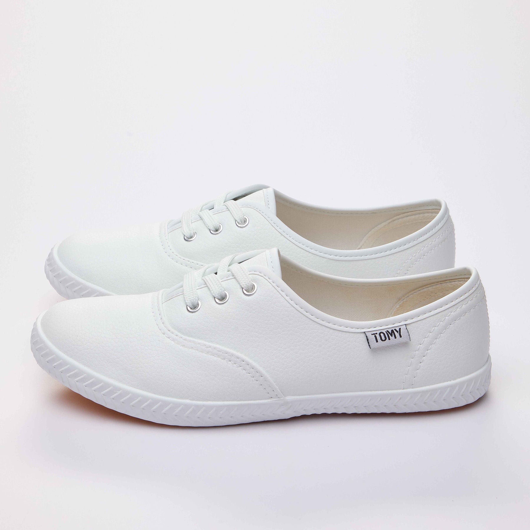 Baskets Tomy PU Original